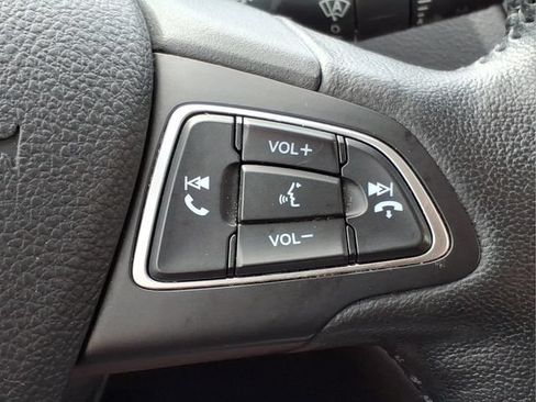 Used 2019 Ford Escape SEL AWD/4WD image 28