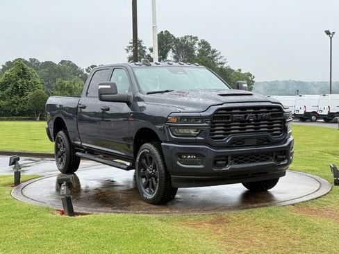 New 2026 RAM 2500 Tradesman AWD/4WD image 10