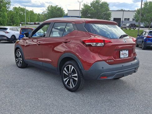 Used 2020 Nissan Kicks SV FWD image 4