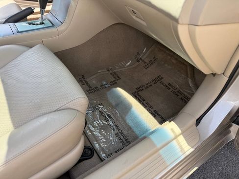 Used 2005 Toyota Solara SLE FWD image 50