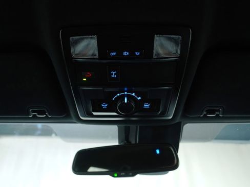 Certified 2023 Toyota Tacoma TRD Off-Road w/ Technology Package image 18