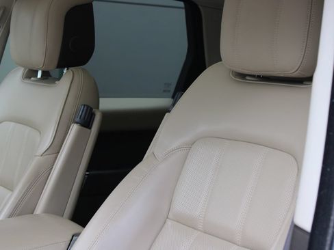Used 2020 Land Rover Range Rover Sport HSE AWD/4WD image 7