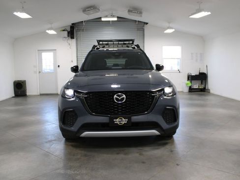 Used 2025 MAZDA CX-70 Plug-In Hybrid w/ Premium Plus AWD/4WD image 3