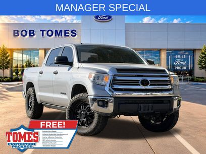 Used 2017 Toyota Tundra SR5 w/ SR5 Upgrade Package