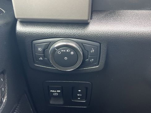 Used 2020 Ford F150 Lariat image 18