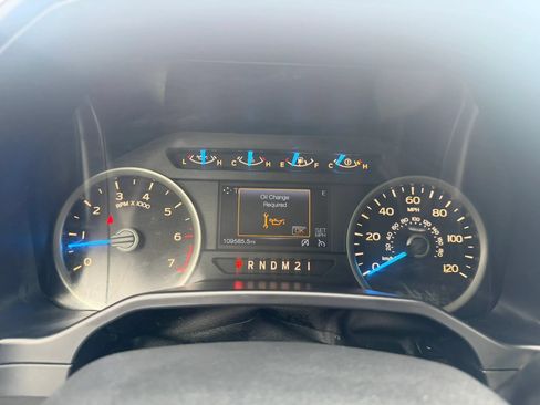 Used 2015 Ford F150 XLT w/ Equipment Group 301A Mid RWD image 18