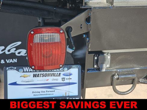 New 2025 Ford F550 2WD Regular Cab Super Duty image 40