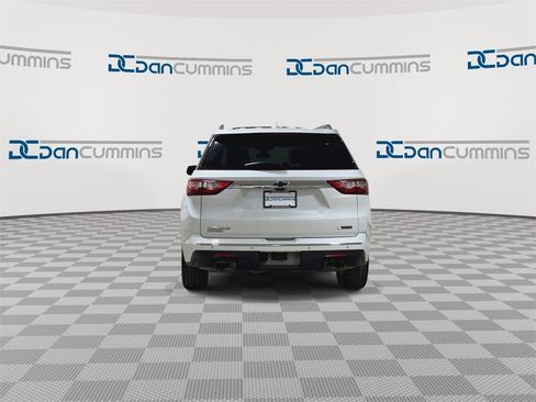 Used 2018 Chevrolet Traverse Premier w/ Driver Confidence II Package image 7