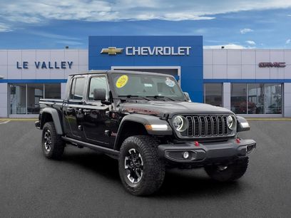Used 2026 Jeep Gladiator Rubicon w/ Steel Power Dome Hood Package