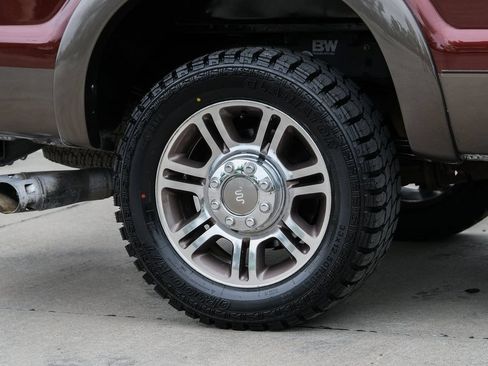 Used 2015 Ford F250 King Ranch w/ FX4 Off-Road Package AWD/4WD image 16