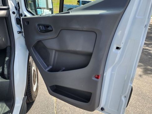New 2025 Ford Transit 250 148 Medium Roof w/ Load Area Protection Package image 47