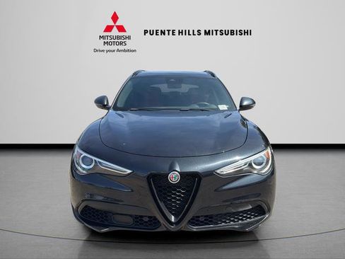 Used 2019 Alfa Romeo Stelvio Ti Sport w/ Quick Order Package 22S Sport AWD/4WD image 2