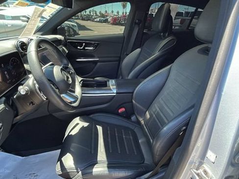 Used 2024 Mercedes-Benz GLC 300 4MATIC image 17