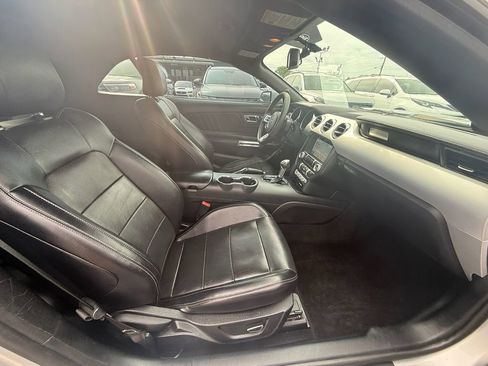 Used 2016 Ford Mustang Premium RWD image 22