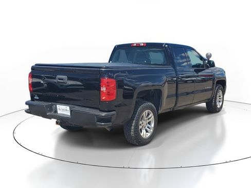 Used 2018 Chevrolet Silverado 1500 W/T AWD/4WD image 4