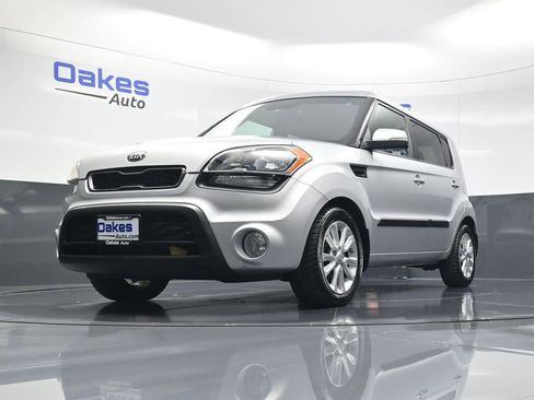 Used 2013 Kia Soul + image 36