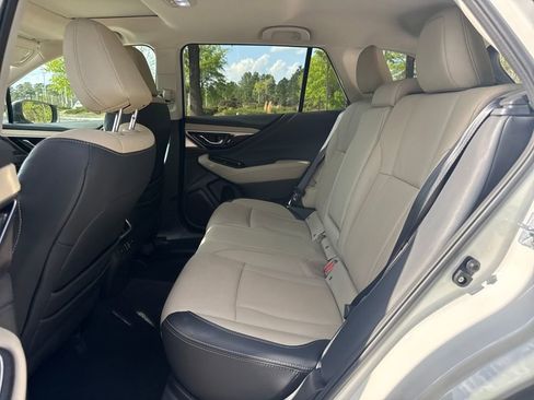 Used 2023 Subaru Outback Limited image 26