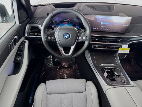 New 2026 BMW X5 xDrive50e w/ Premium Package image 24