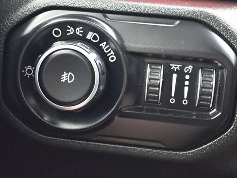 Used 2020 Jeep Wrangler Unlimited Rubicon AWD/4WD image 21