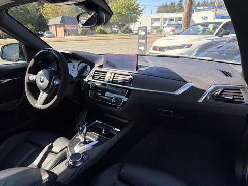 Used 2018 BMW M2 RWD image 25