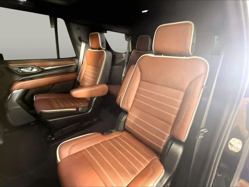 Certified 2023 GMC Yukon Denali Ultimate AWD/4WD image 19