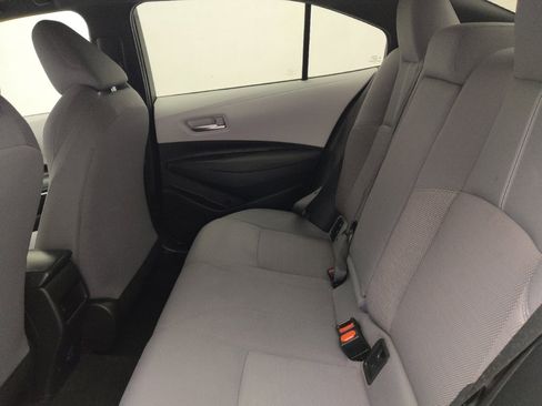 Used 2022 Toyota Corolla SE image 18