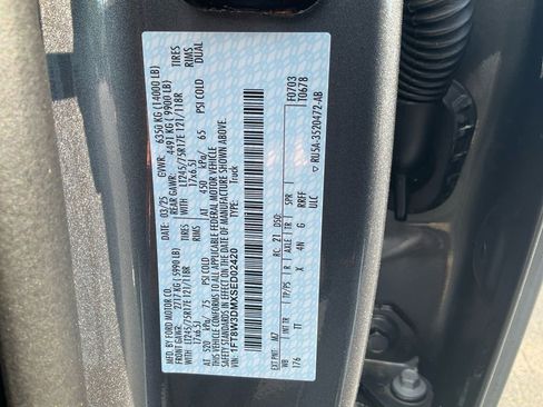 Used 2025 Ford F350 Platinum w/ Platinum Plus Package AWD/4WD image 18