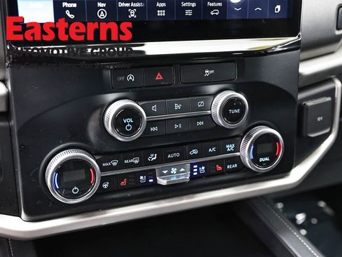 Used 2024 Ford Expedition Max XLT RWD image 20
