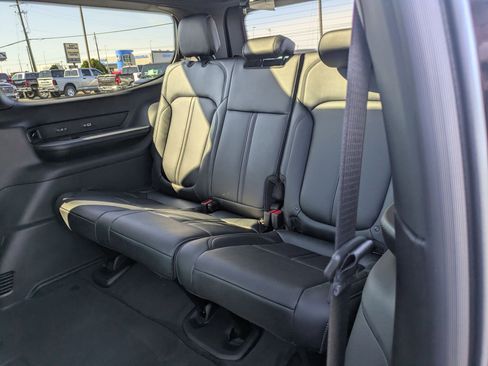 New 2026 Jeep Grand Wagoneer Limited image 24