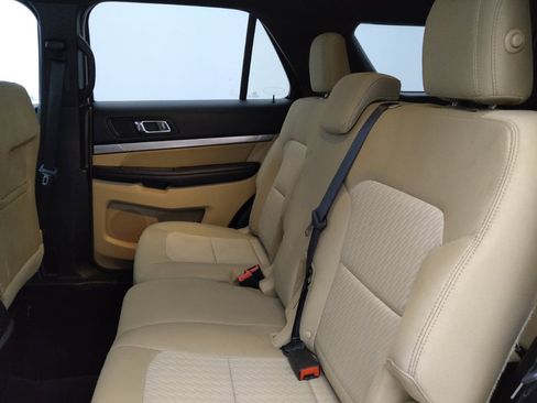 Used 2016 Ford Explorer 4WD image 18