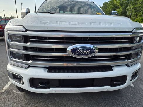 Used 2026 Ford F250 Platinum w/ Platinum Plus Package AWD/4WD image 14