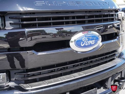 Used 2019 Ford F250 Lariat w/ Lariat Ultimate Package AWD/4WD image 15