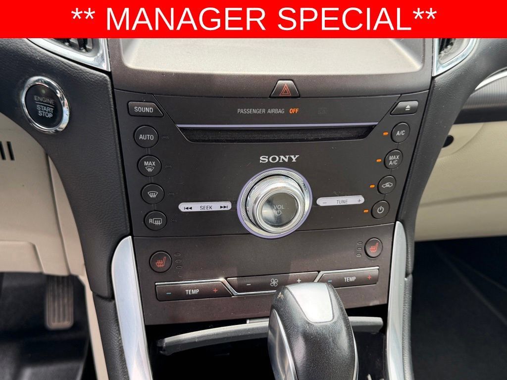 Used 2018 Ford Edge Titanium FWD image 24