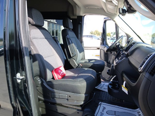Used 2024 RAM ProMaster 2500 w/ Advanced Safety Group FWD image 28