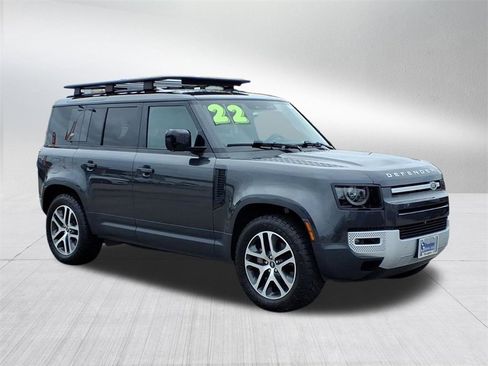 Used 2022 Land Rover Defender 110 SE image 2