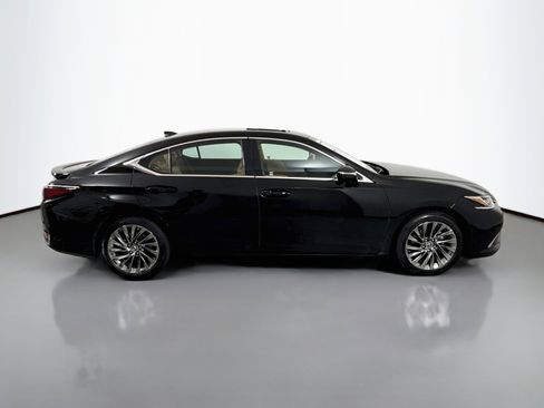 Used 2024 Lexus ES 300h w/ Accessory Package (Z2) FWD image 8