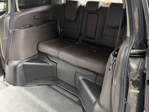 Used 2014 Honda Odyssey Touring Elite image 19
