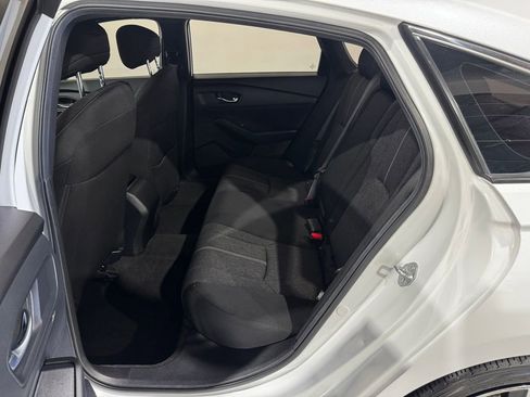 Used 2024 Honda Accord Sport image 19