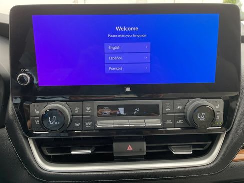 Certified 2024 Toyota Grand Highlander AWD image 20