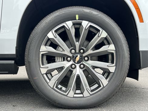 New 2026 Chevrolet Tahoe High Country AWD/4WD image 13