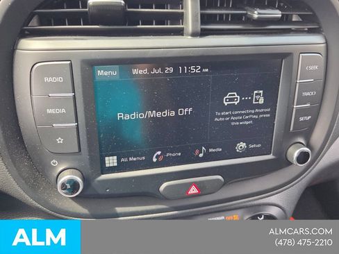 Used 2025 Kia Soul LX w/ LX Technology Package FWD image 20