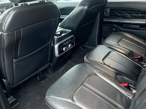 Used 2019 Ford Expedition Platinum image 21
