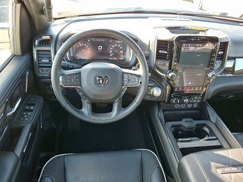 Used 2025 RAM 1500 Limited w/ Trailer Tow Group image 11