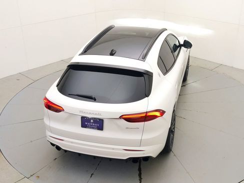 Used 2024 Maserati Grecale GT image 27