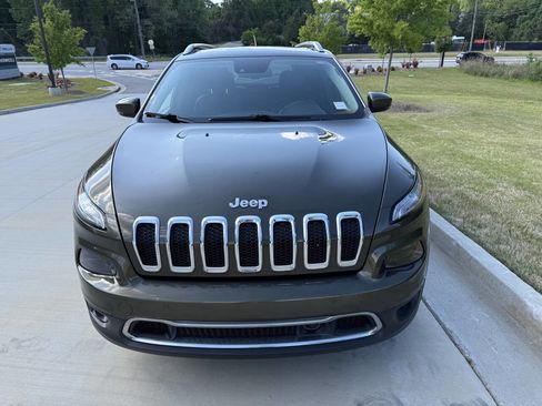 Used 2015 Jeep Cherokee Limited w/ Luxury Group image 3