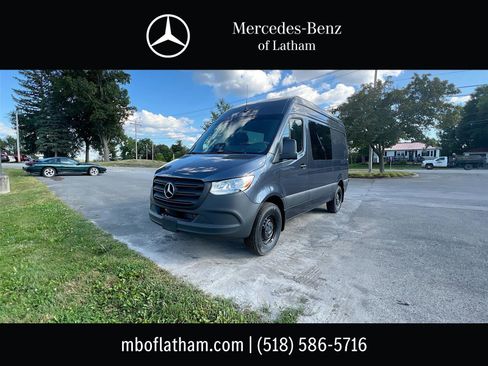 New 2025 Mercedes-Benz Sprinter 2500 image 1