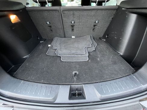 Used 2025 Chevrolet TrailBlazer LT w/ Driver Confidence Package image 31