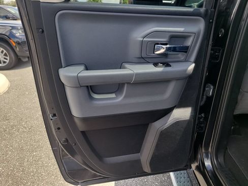 Used 2018 RAM 1500 Big Horn AWD/4WD image 12