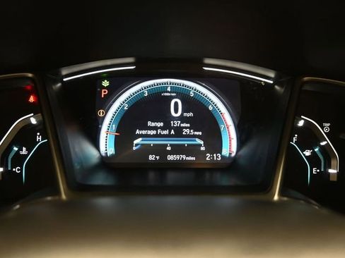 Used 2019 Honda Civic EX image 17