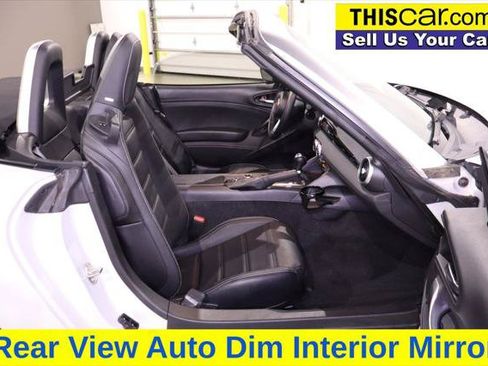 Used 2020 FIAT 124 Spider Lusso w/ Convenience Group RWD image 27